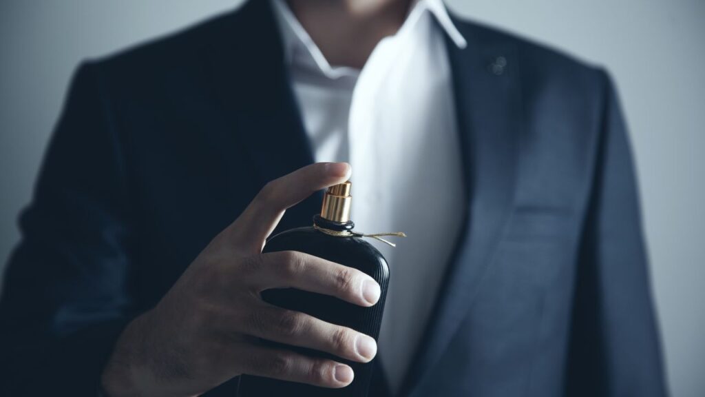 Melhor Perfume Árabe Masculino: Top 8 melhores em 2024 1 Melhor Perfume Arabe Masculino